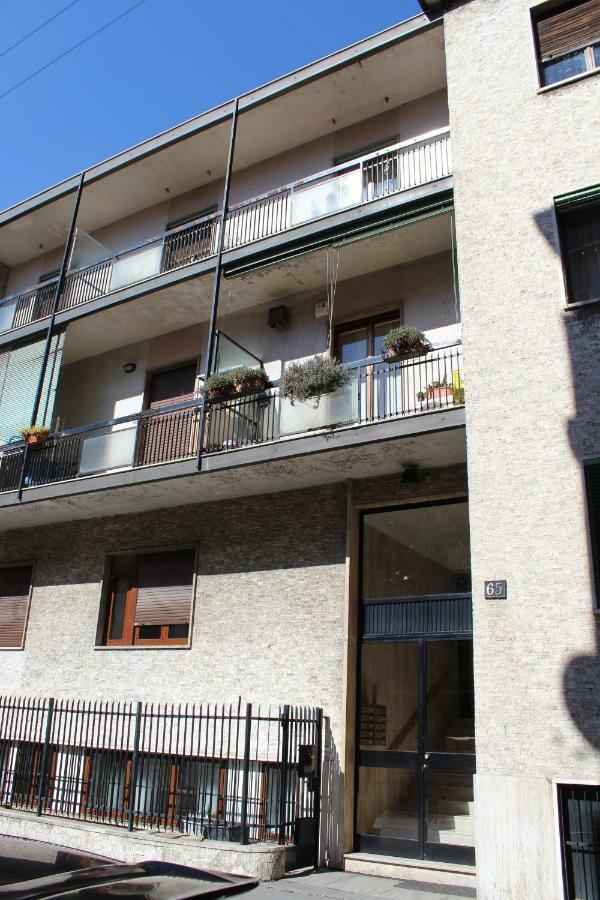 Apartment Paruta 65 มิลาน ภายนอก รูปภาพ