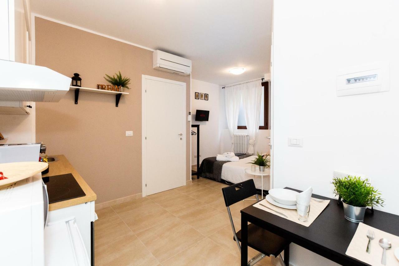 Apartment Paruta 65 มิลาน ภายนอก รูปภาพ