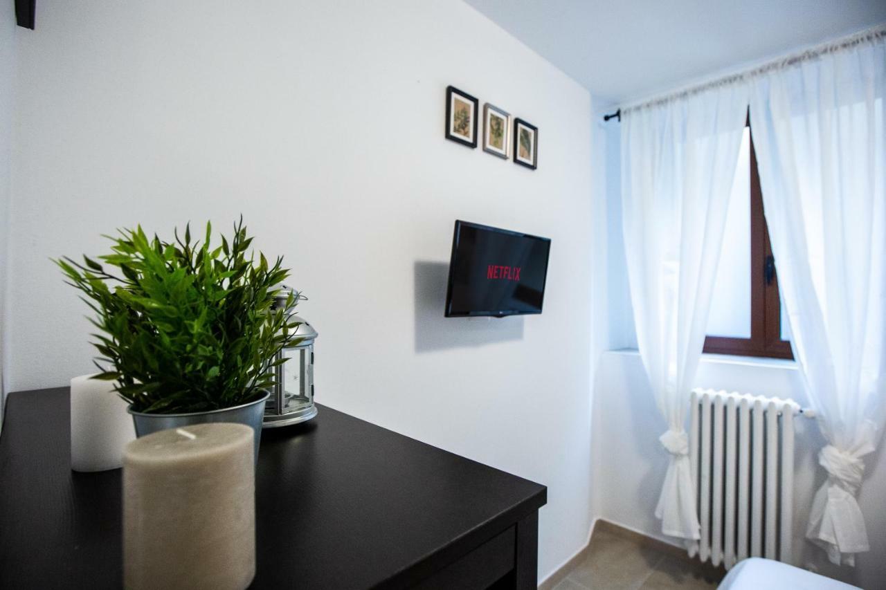 Apartment Paruta 65 มิลาน ภายนอก รูปภาพ